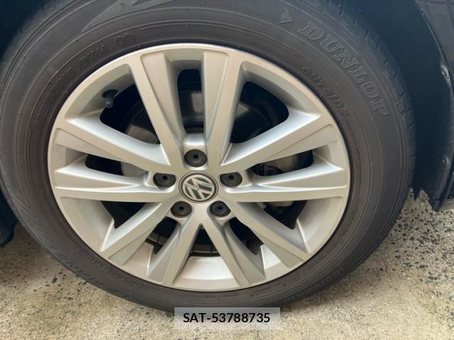 VolksWagen POLO 2016-04 8877857-6