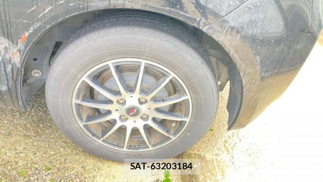Toyota PORTE 2012-10 8876168-10