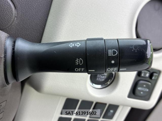 Toyota PORTE 2012-12 8876209-11