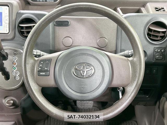 Toyota PORTE 2014-01 8876658-10