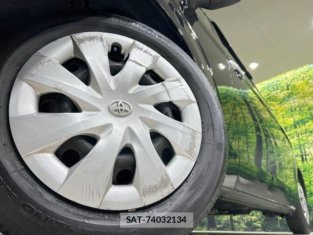 Toyota PORTE 2014-01 8876658-12