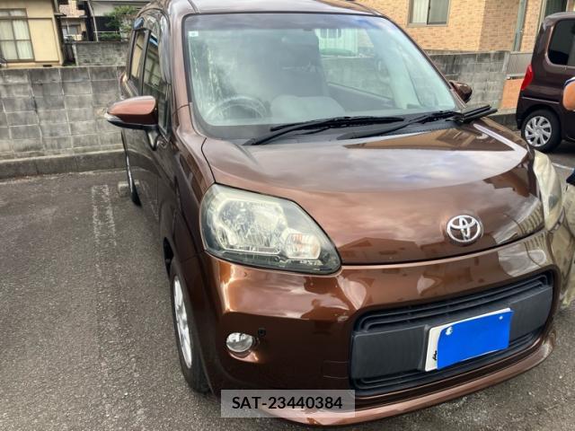 Toyota PORTE 2013-08 8876738-0