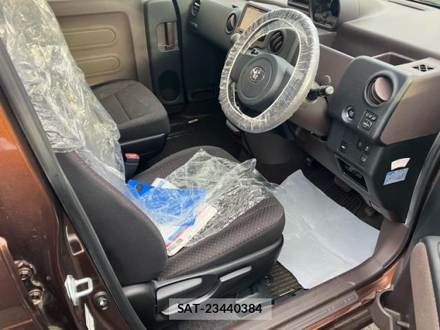 Toyota PORTE 2013-08 8876738-10