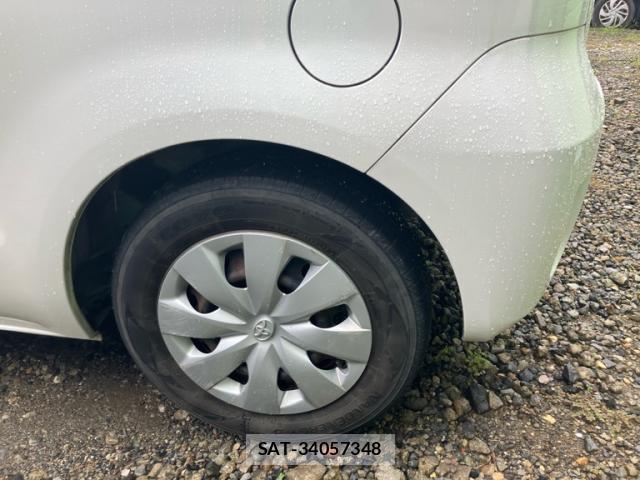 Toyota PORTE 2005-08 8877417-4