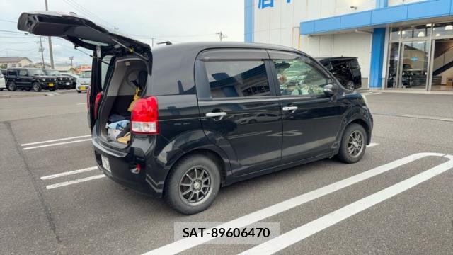 Toyota PORTE 2012-12 8877948-13