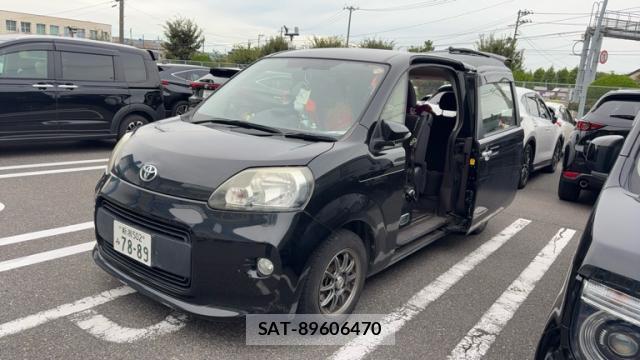 Toyota PORTE 2012-12 8877948-2