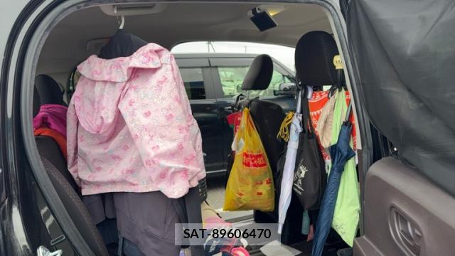 Toyota PORTE 2012-12 8877948-4