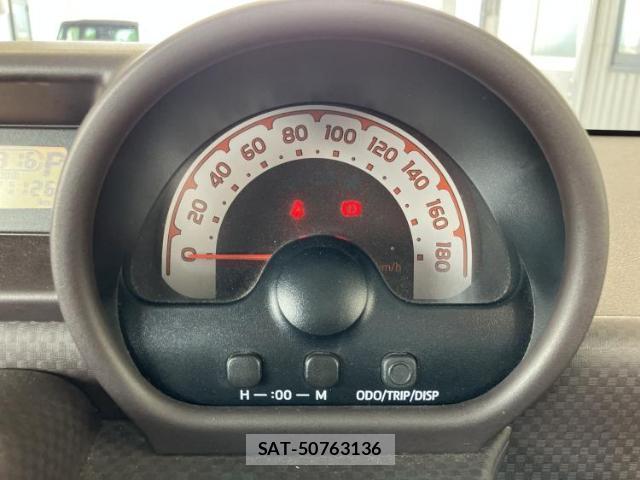 Toyota PORTE 2015-01 8878413-16