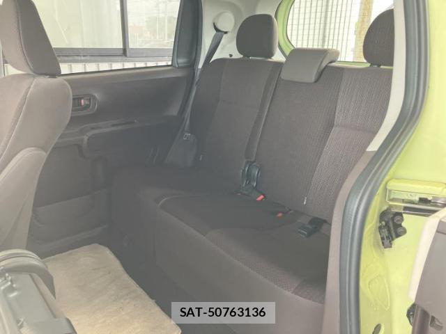 Toyota PORTE 2015-01 8878413-6