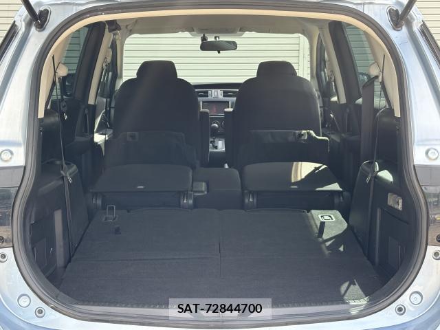 Mazda PREMACY 2011-08 8876062-9