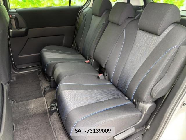 Mazda PREMACY 2011-09 8878077-6