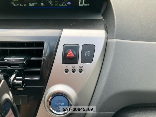 Toyota PRIUS ALPHA 2011-09 8876275-17