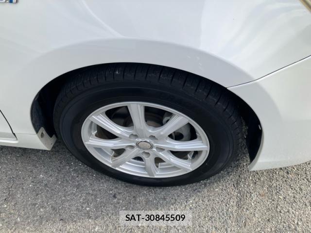 Toyota PRIUS ALPHA 2011-09 8876275-5