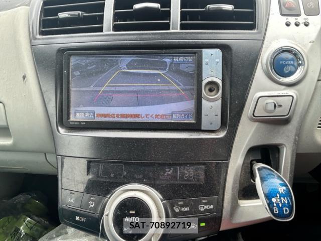 Toyota PRIUS ALPHA 2011-10 8876348-15