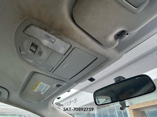 Toyota PRIUS ALPHA 2011-10 8876348-18
