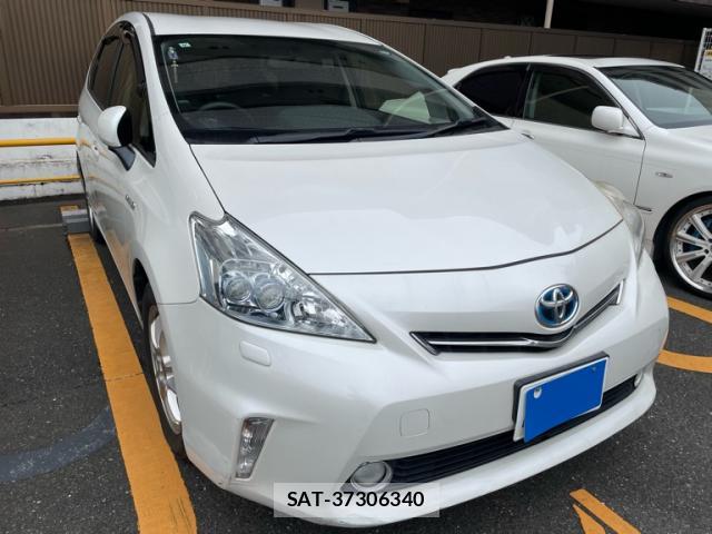 Toyota PRIUS ALPHA 2013-03 8876555-0