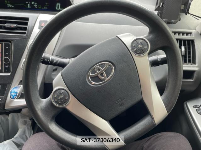 Toyota PRIUS ALPHA 2013-03 8876555-14