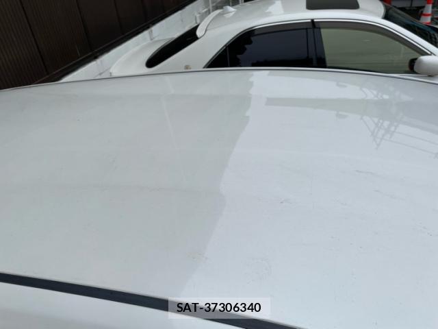 Toyota PRIUS ALPHA 2013-03 8876555-3