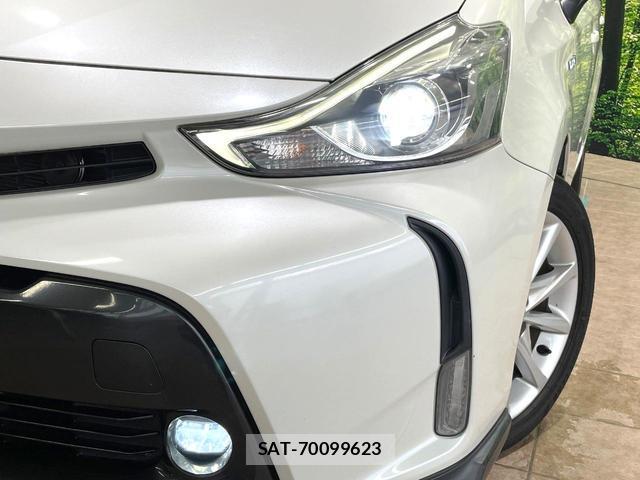 Toyota PRIUS ALPHA 2015-08 8877226-11