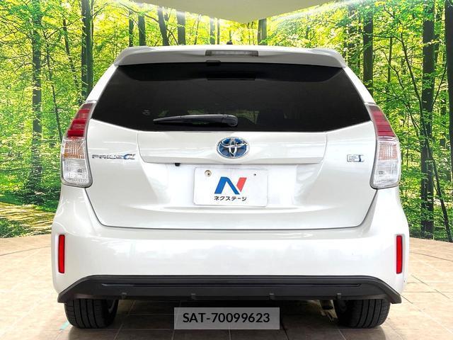 Toyota PRIUS ALPHA 2015-08 8877226-14