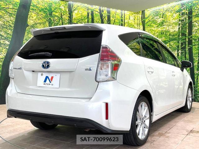 Toyota PRIUS ALPHA 2015-08 8877226-16