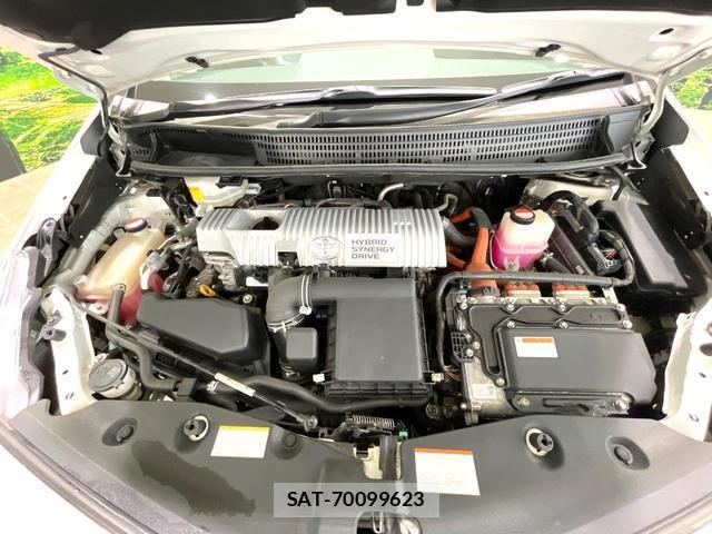 Toyota PRIUS ALPHA 2015-08 8877226-17
