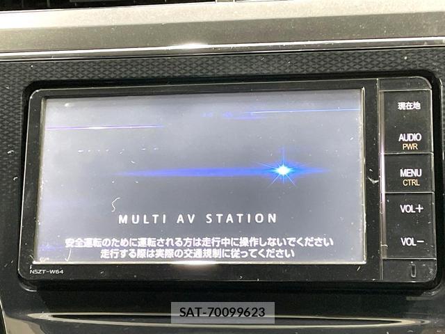 Toyota PRIUS ALPHA 2015-08 8877226-2