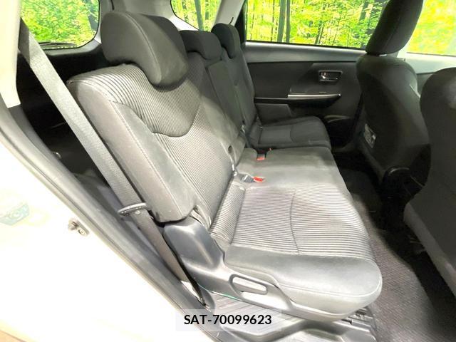 Toyota PRIUS ALPHA 2015-08 8877226-8