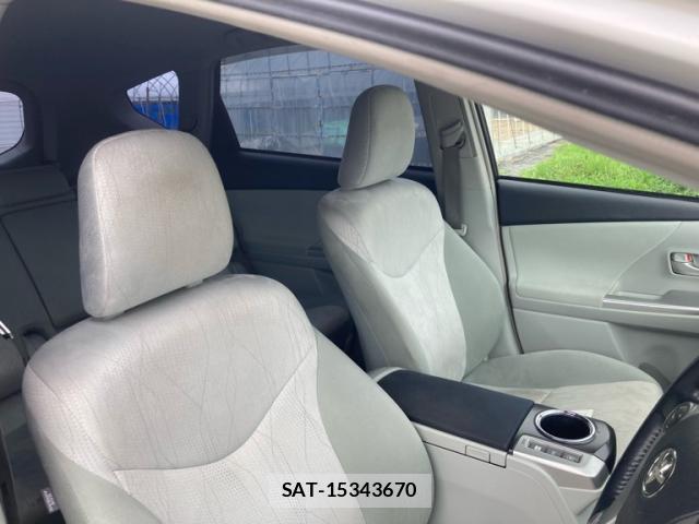 Toyota PRIUS ALPHA 2011-12 8877312-8