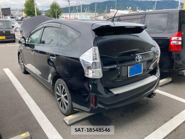 Toyota PRIUS ALPHA 2014-07 8877422-13