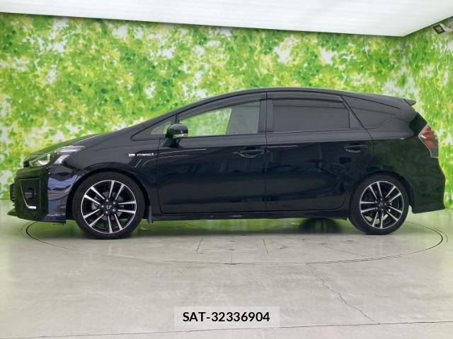 Toyota PRIUS ALPHA 2016-03 8878124-1