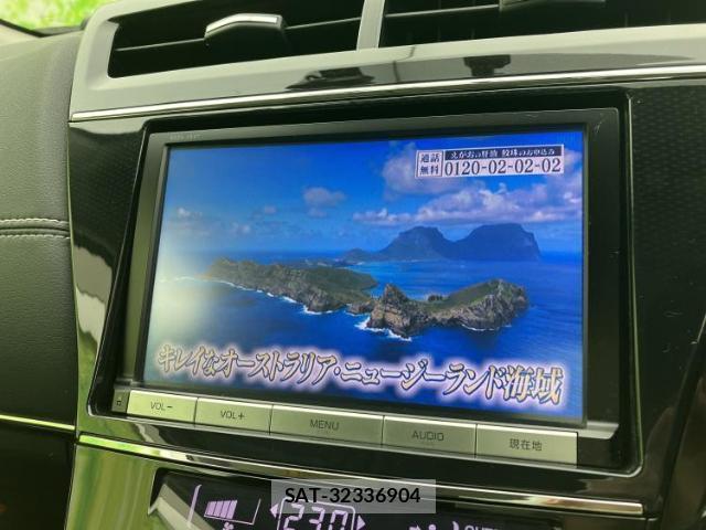 Toyota PRIUS ALPHA 2016-03 8878124-11