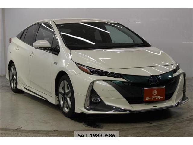 Toyota PRIUS PHV 2017-03 8876709-2