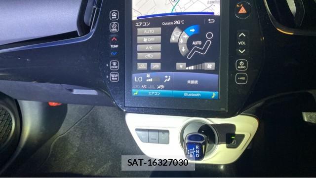 Toyota PRIUS PHV 2018-03 8877168-14