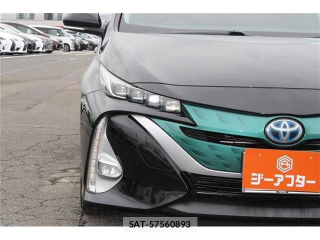 Toyota PRIUS PHV 2017-09 8877267-10