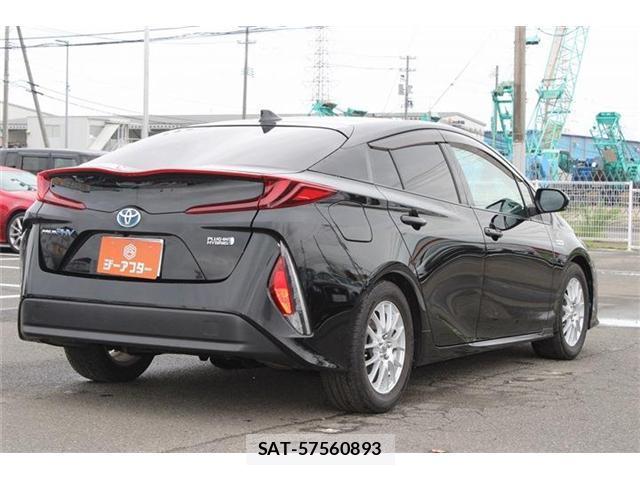 Toyota PRIUS PHV 2017-09 8877267-8