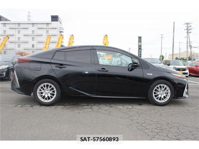 Toyota PRIUS PHV 2017-09 8877267-9