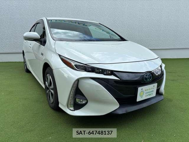 Toyota PRIUS PHV 2017-07 8877994-2