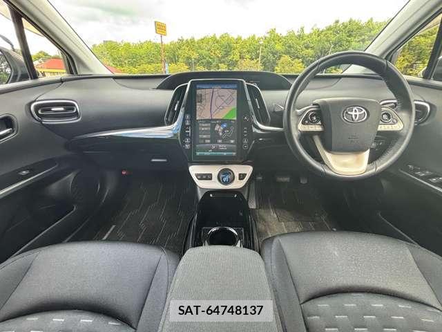 Toyota PRIUS PHV 2017-07 8877994-4