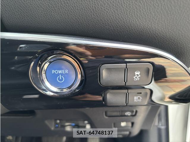 Toyota PRIUS PHV 2017-07 8877994-9
