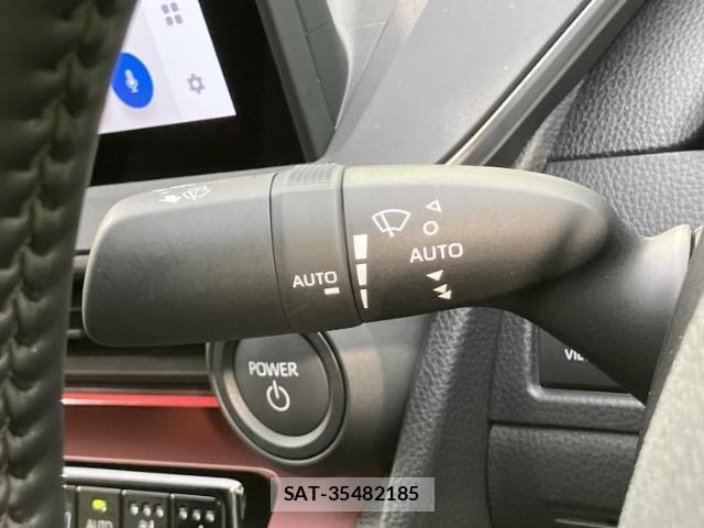 Toyota PRIUS 2024-09 8875988-17
