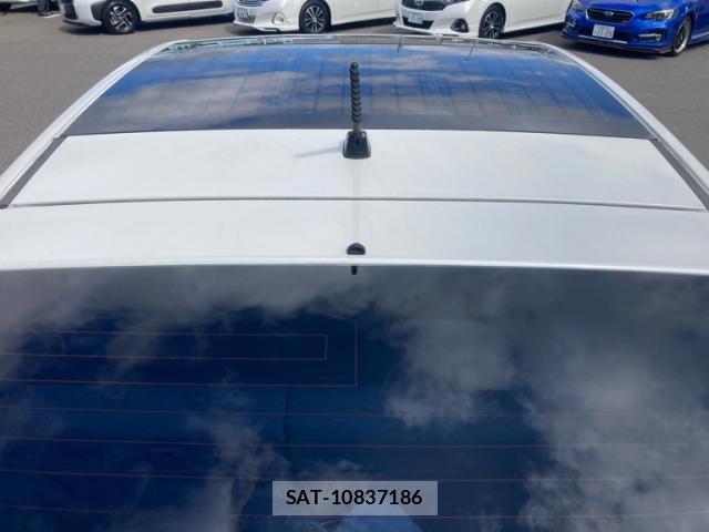 Toyota PRIUS 2010-03 8876009-12