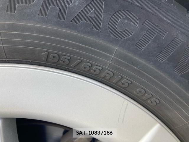 Toyota PRIUS 2010-03 8876009-5