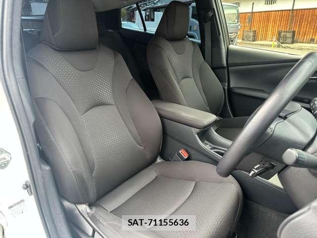 Toyota PRIUS 2019-08 8876020-2