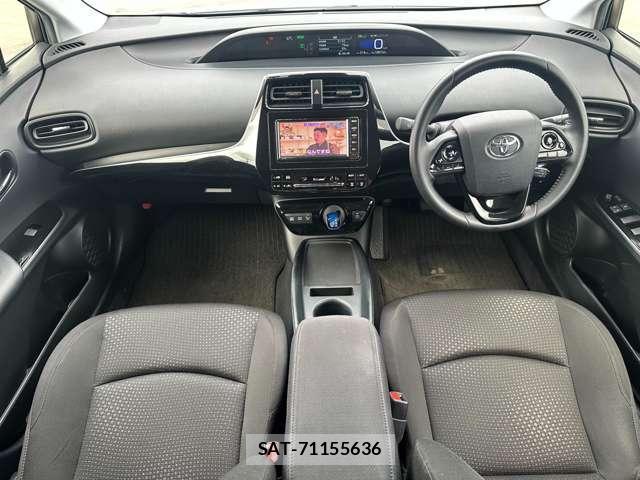 Toyota PRIUS 2019-08 8876020-3