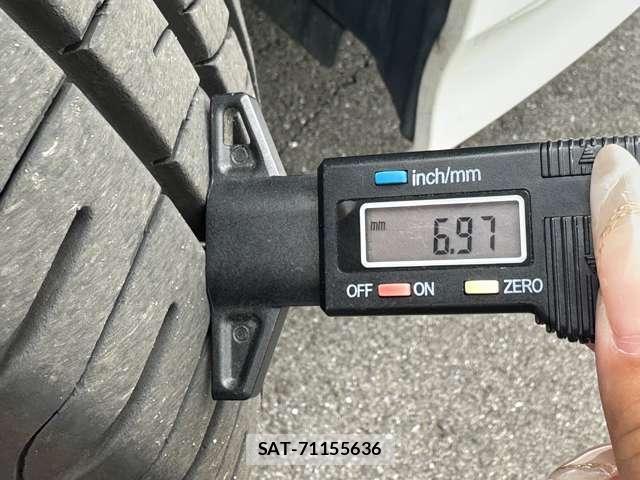 Toyota PRIUS 2019-08 8876020-8