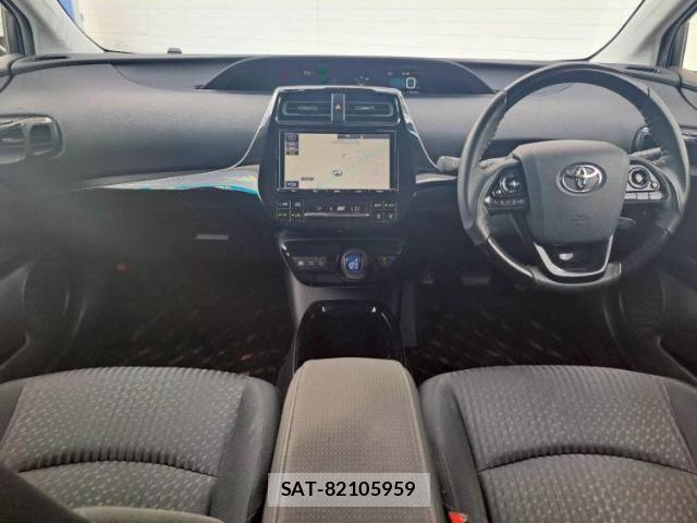 Toyota PRIUS 2018-09 8876083-3