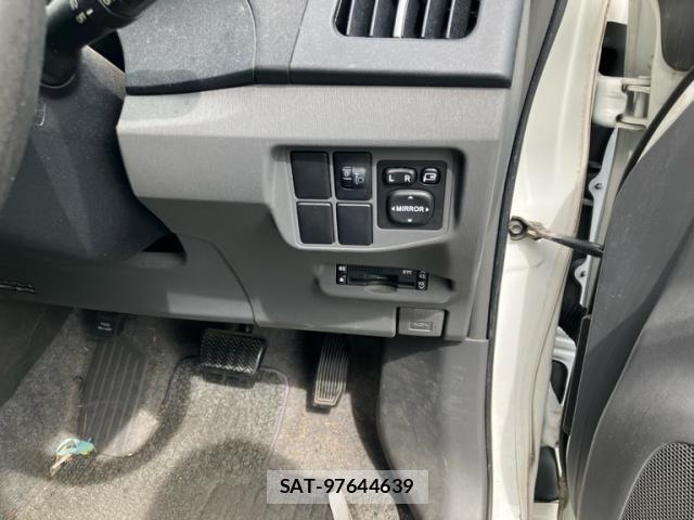 Toyota PRIUS 2010-02 8876239-16