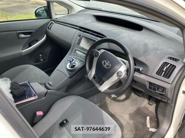 Toyota PRIUS 2010-02 8876239-17