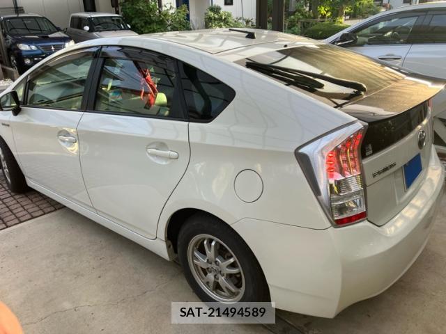 Toyota PRIUS 2010-06 8876242-6
